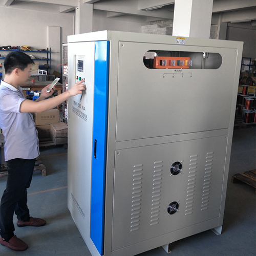 全自动三相电源稳压器