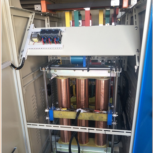 SBW全自动补偿式三相稳压器