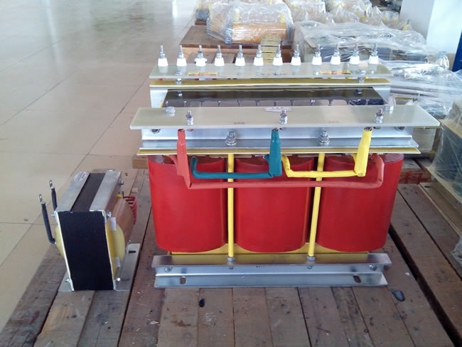 大功率三相隔离变压器 200KVA三相隔离变压器产品图